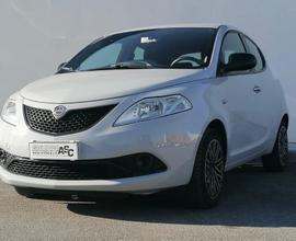 LANCIA Ypsilon 1.2 BENZ GPL 69 CV 5 porte ADATTA