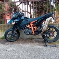 KTM 690 Supermoto - 2008