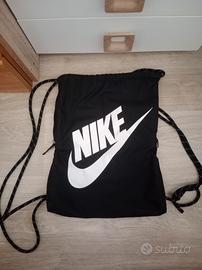 sacca nike