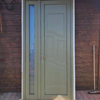 Portoncino in alluminio con il vetro blindato 