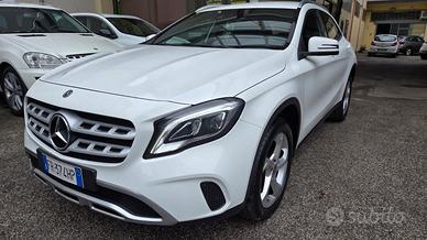 Mercedes-benz CLA 200d Automatic Premium