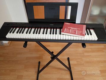 YAMAHA piaggero np 12 TA tastiera 