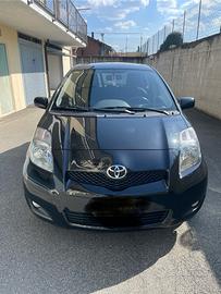 TOYOTA Yaris 2ª serie - 2011