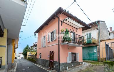 CASA INDIPENDETE LIBERA SU 4 LATI