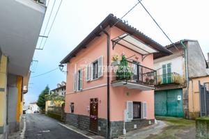 CASA INDIPENDETE LIBERA SU 4 LATI