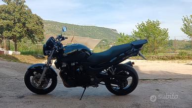 kawasaki zr7 del 2003