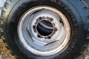 Cerchi e gomme rimorchio