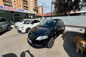Lancia Ypsilon 1.0 FireFly 5 porte S&S Hybrid Ecoc