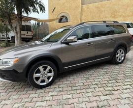 VOLVO XC70 D5 AWD kin