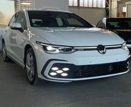 Golf 8 GTE già immatricolata