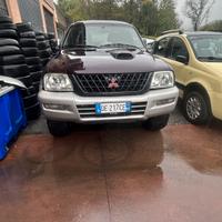 Mitsubishi L200 2.5 DI-D/136CV Single Cab Inform