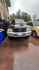 Mitsubishi L200 2.5 DI-D/136CV Single Cab Inform