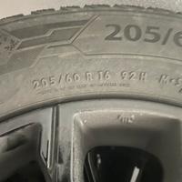 Cerchi con gomme