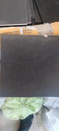 24 metri grees porcellanato scuro 20x20 