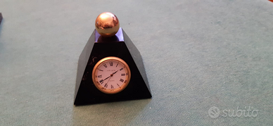 Piccolo Orologio vintage elegante