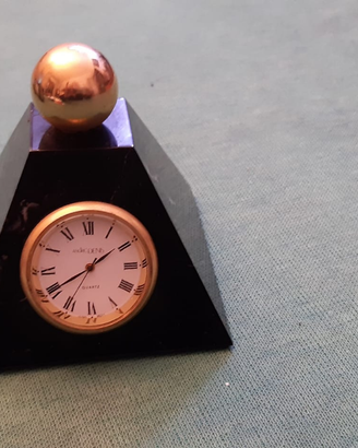 Piccolo Orologio vintage elegante