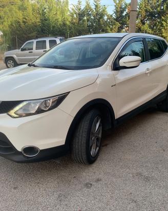 Nissan Qashqai 1.5 dCi DPF Acenta