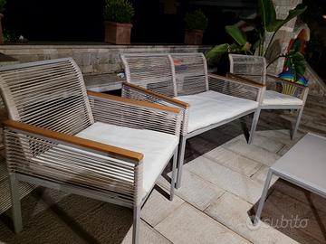 SET DIVANI DA GIARDINO CON TAVOLINO