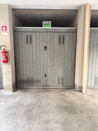 Privato VENDE BOX AUTO via Don Gnocchi 6