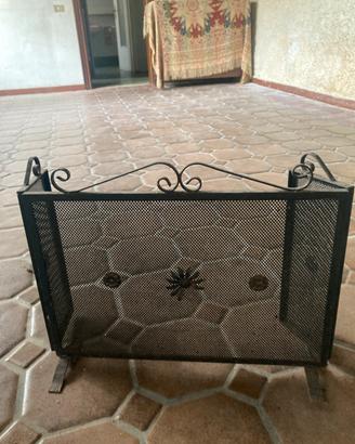 Set di attrezzi per camino