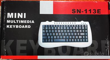 Mini multimedia keyboard