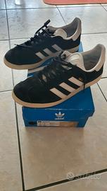 Adidas Gazelle Originals.