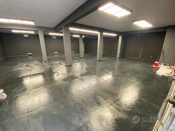 Garage autorimessa sala hobby