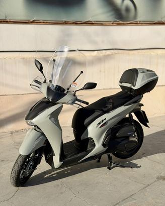 Honda SH350i Sport