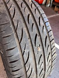 Pneumatico Pirelli P zero nero 