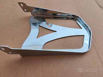 Portapacchi posteriore moto custom 