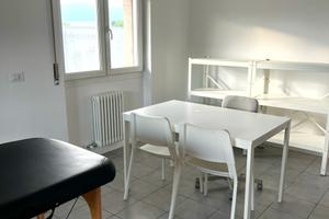 Stanza per professionisti sanitari 100 mese