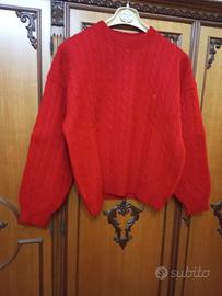 Maglione in lana colore rosso 
