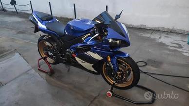 Yamaha yzf r1 08