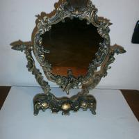 Specchio  in ottone da comò vintage