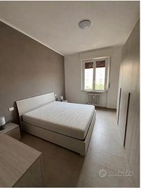 Stanza singola-Firenze Novoli-disponibile