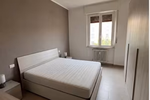 Stanza singola-Firenze Novoli-disponibile