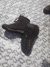 scarponcini trekking 