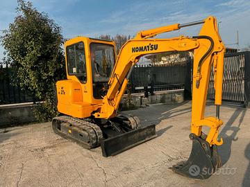E167 Mini escavatore 30 q Komatsu PC 27 R