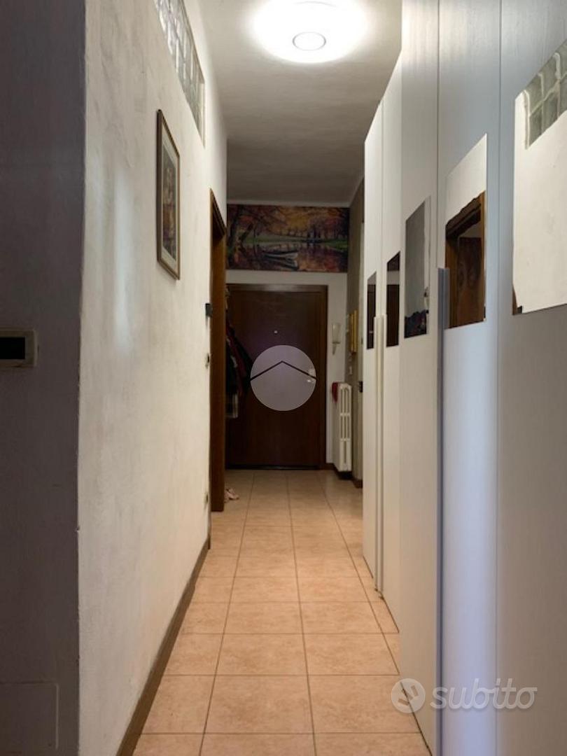 Appartamento – Verona, Golosine, Sud-Ovest - Altro