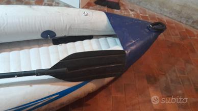 Canotto e canoa gonfiabile