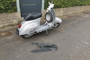 vespa piaggio 50