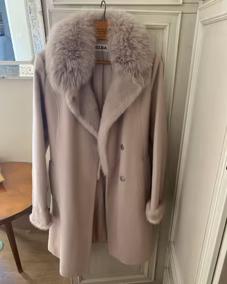 Splendido Cappotto Artigianale Beige in 100% Lana