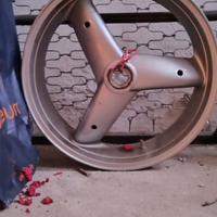 cerchio post Triumph Speed Triple 2002 - 2004