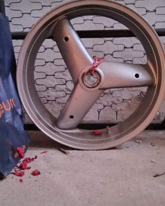 cerchio post Triumph Speed Triple 2002 - 2004