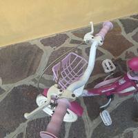 bicicletta con ruote incluse