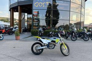 Husqvarna FC 250 VBKUXK432RM144294