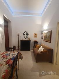 Zona Politeama bivani arredato