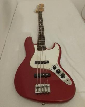 Basso elettrico Fender Jazz Bass