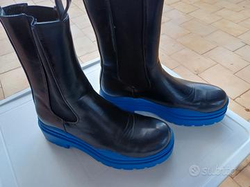 Stivali bassi Nero e azzurro 