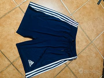 pantaloncini adidas